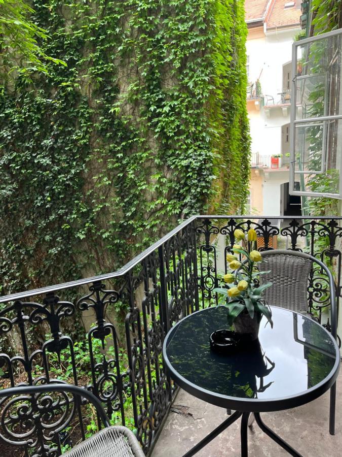 בודפשט Pyvo Street Home With Balcony By Nw מראה חיצוני תמונה