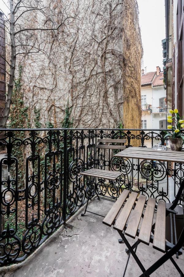 בודפשט Pyvo Street Home With Balcony By Nw מראה חיצוני תמונה